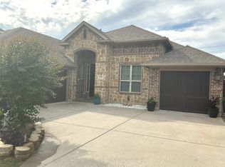 1909 Maggis Meadow Ln, Rowlett, TX 75089