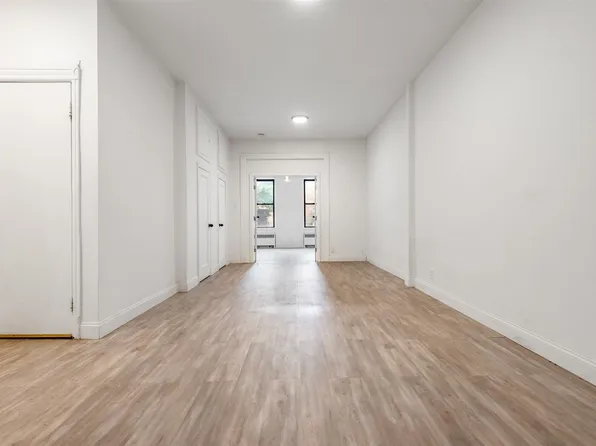 59-29 Linden Street image 8 of 22