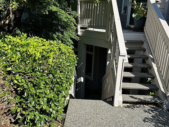 5th image of 16900 River Rock Drive #101