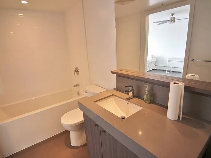 231 E Pender St #1A — Photo 10