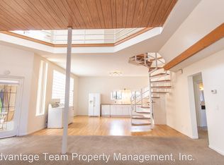 2171 Sunset Cliffs Blvd APT C, San Diego, CA 92107