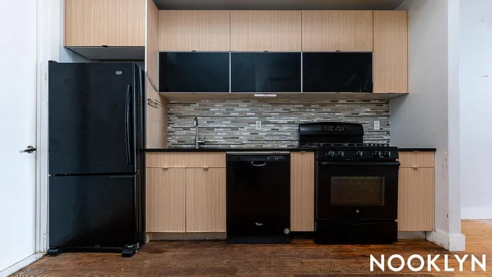 Rented by Nooklyn NYC LLC | media 4