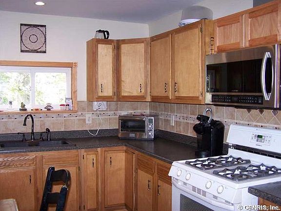 4th image of 5963 Williams St