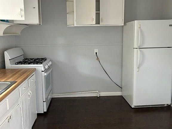 3rd image of 404 1/2 NW Columbia Ave APT B