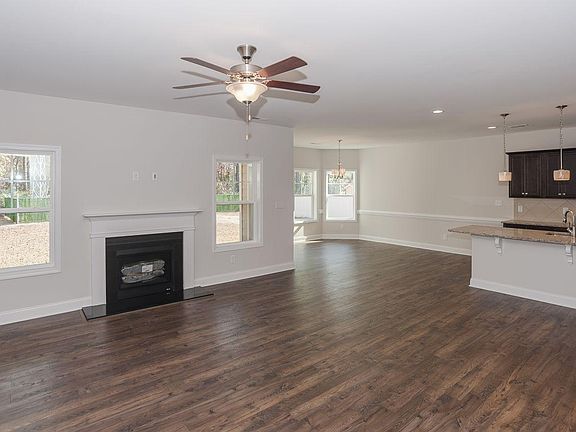 006 Family Room Compressed