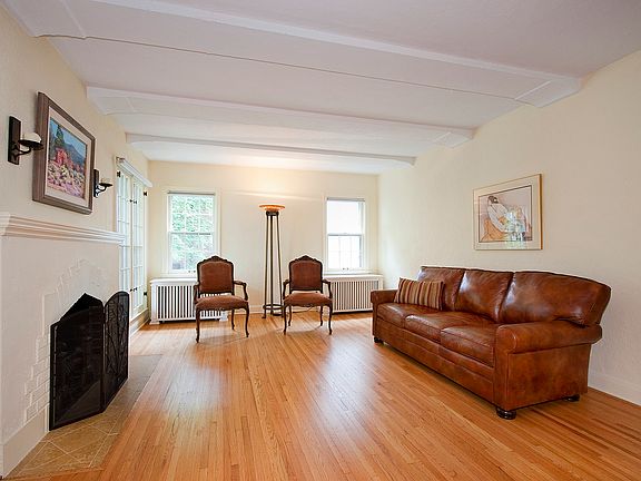 2nd image of 5016 Chowen Ave S