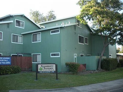 1930 Sycamore Ln Photo 1