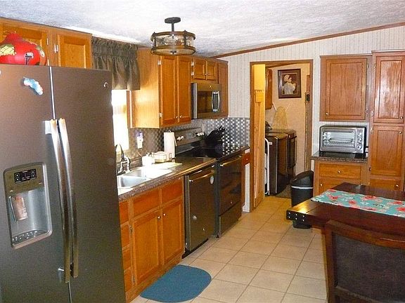 3rd image of 117 Willow Pointe Dr
