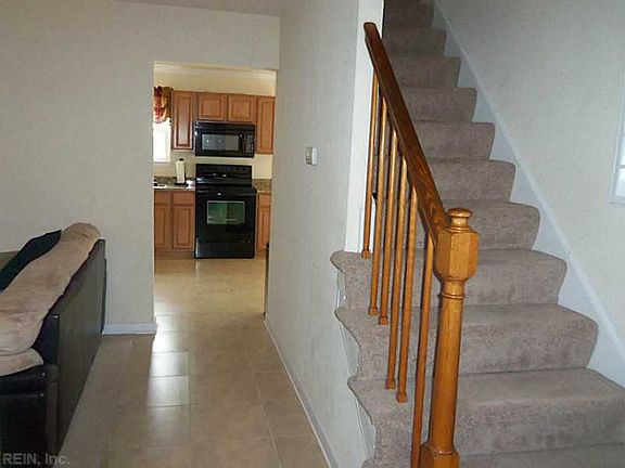 2nd image of 704 Coach House Ct