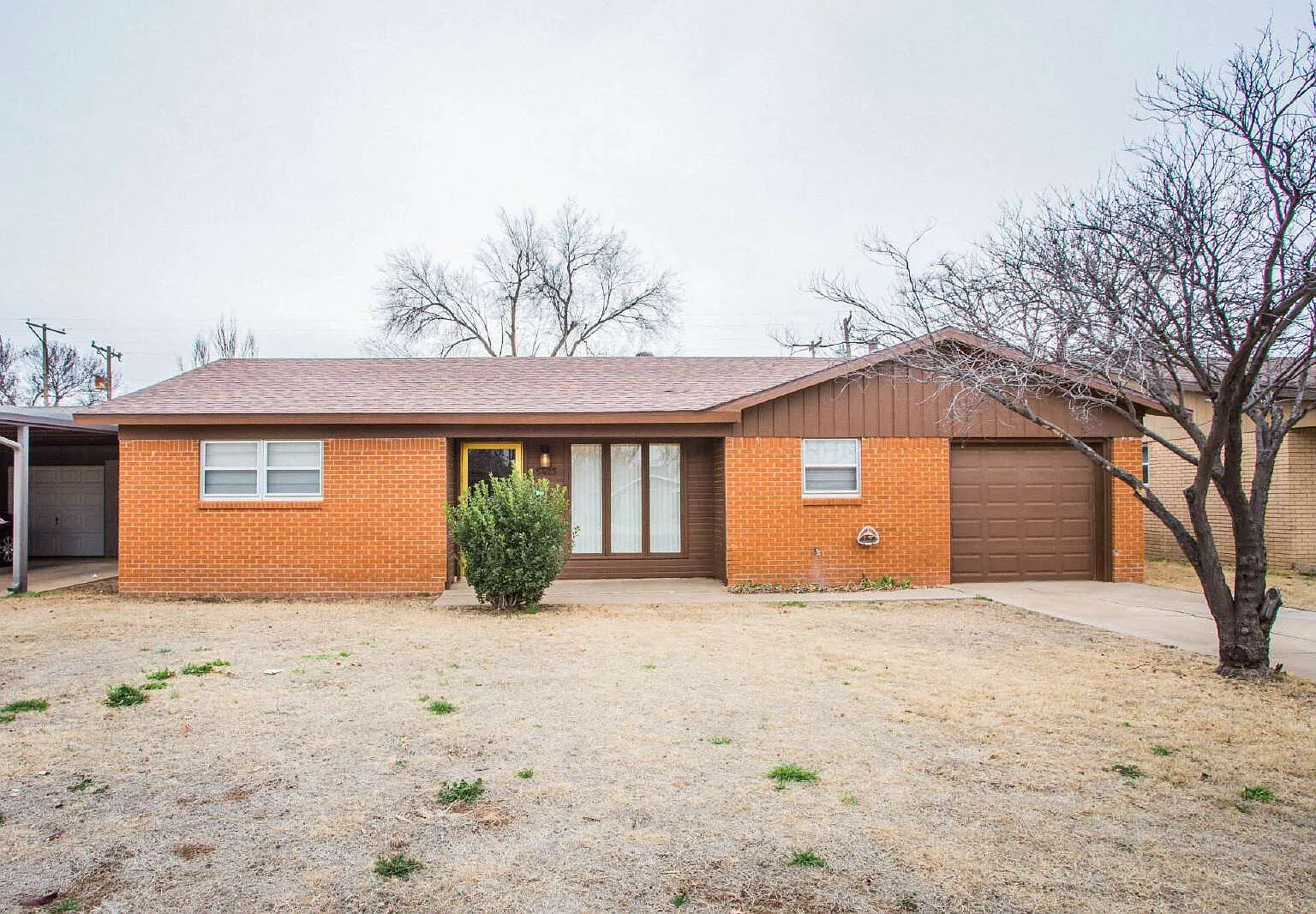 3 bed, 2.0 bath, 1494 sqft, $1,600 — Photo 1
