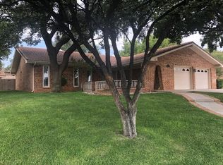 204 SW 21st St, Seminole, TX 79360