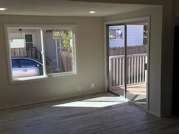 2nd image of 483 Pomegranate Ln #483