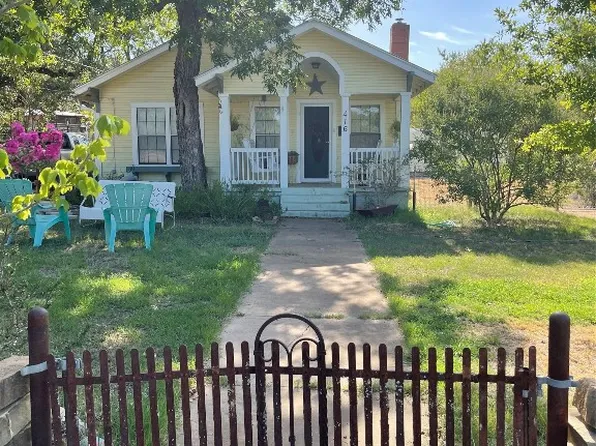 416 Moody St, Mason, TX 76856