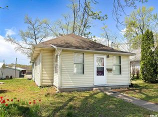 113 Grove Ave, Anna, IL 62906