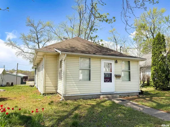 113 Grove Ave, Anna, IL 62906