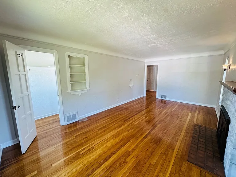 3679 Warren Road, Cleveland, OH 44111 — Photo 32