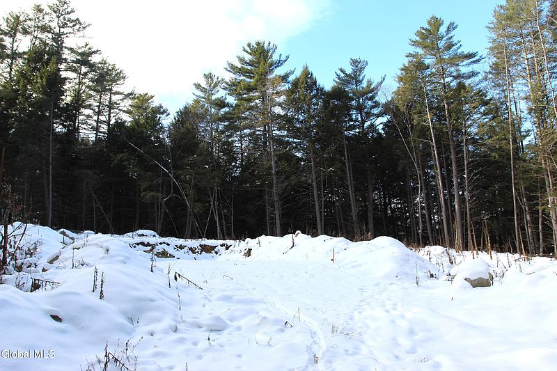 5th image of 162 Duell Hill Road