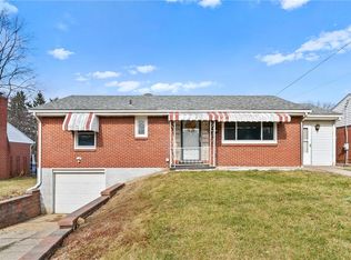 3081 Ben Davis Ave, New Kensington, PA 15068