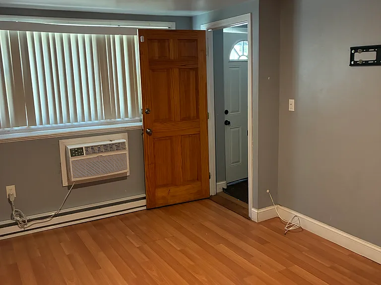 4 Gladeside Ter — Photo 2