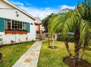 1445 N Grand Oaks Ave, Pasadena, CA 91104