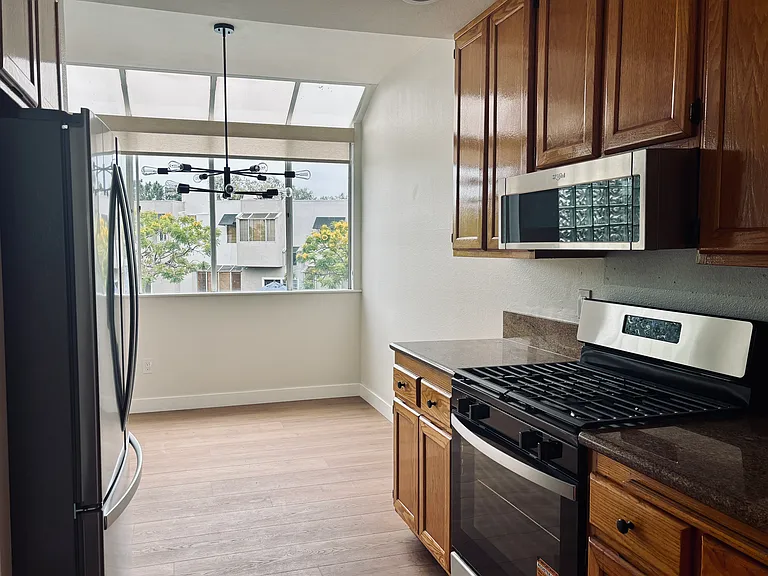 501 Herondo St #18 — Photo 5