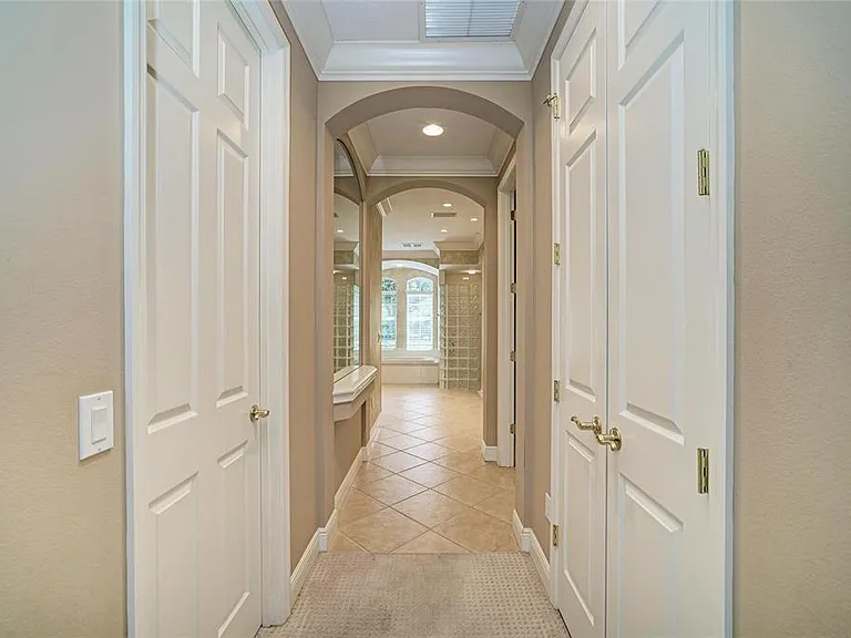 7022 Dominion Ln — Photo 13