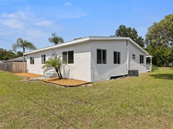 5412 20th St, Zephyrhills, FL 33542
