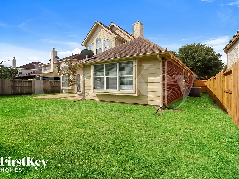 11507 Chippewa Ridge Ct — Photo 15