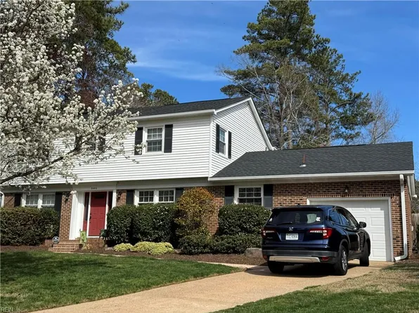 2440 Laurel Cove Dr, Virginia Beach, VA 23454