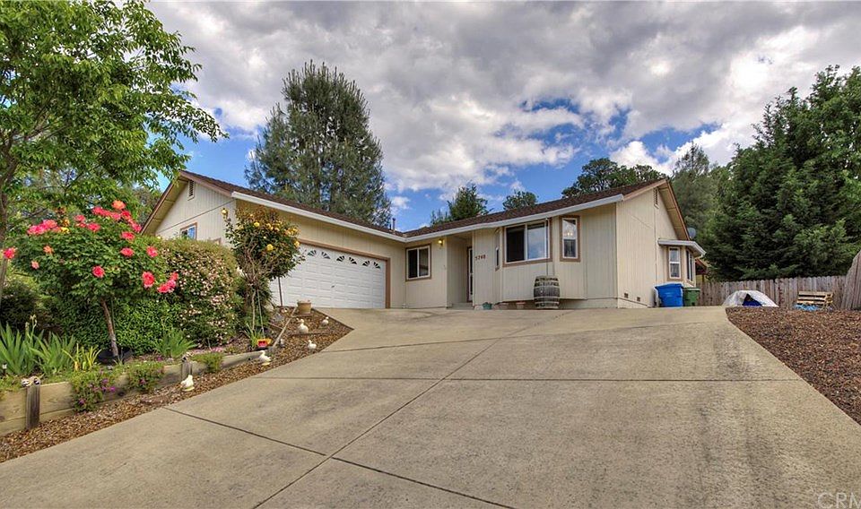 1st image of 5748 Lillian Dr