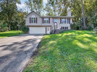1222 E Lakeside Dr, Edgerton, WI 53534
