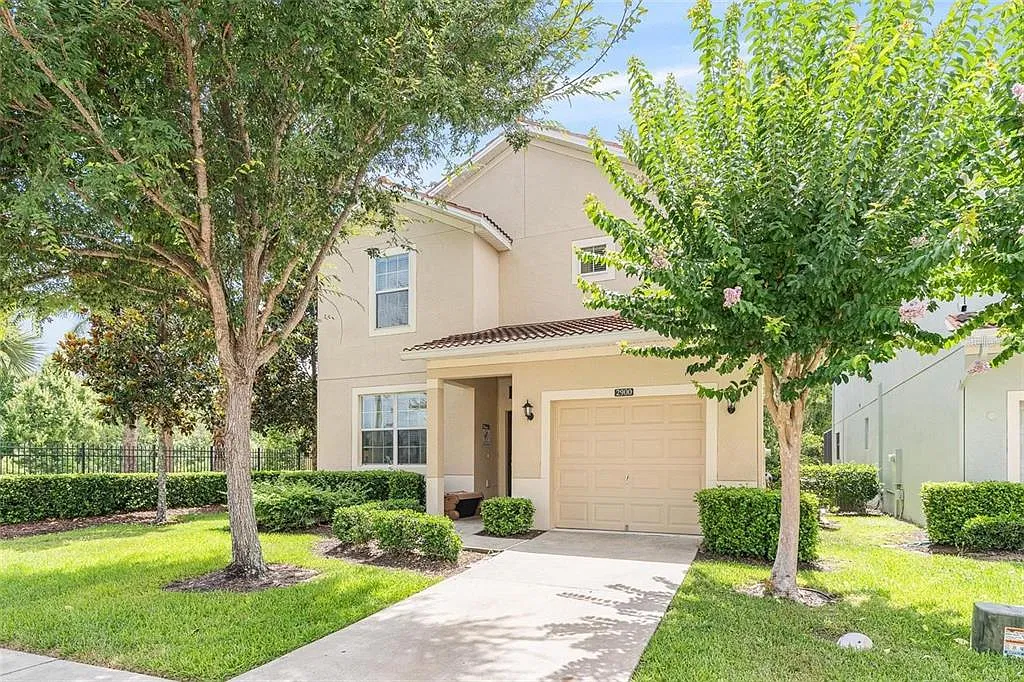 5 bed, 5.0 bath, 3081 sqft, $3,200 — Photo 2