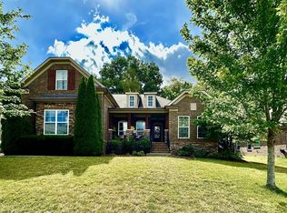 1391 Round Hill Ln, Spring Hill, TN 37174