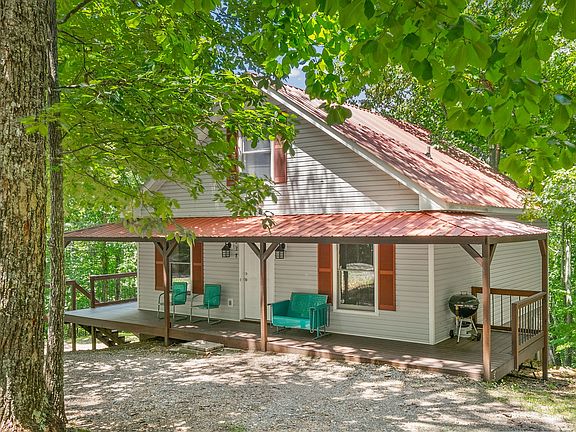 5th image of 238 Eagle View Dr