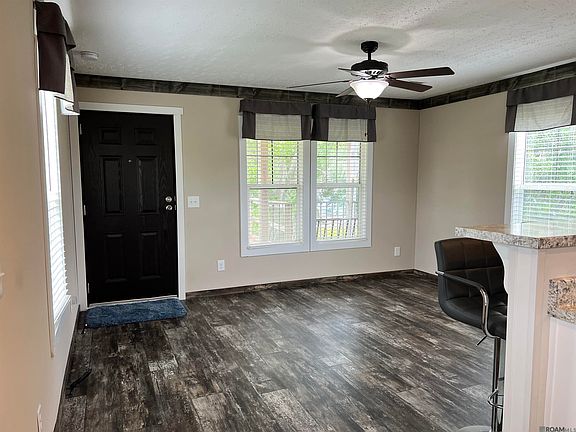 5th image of 2051 Levee Hwy #A