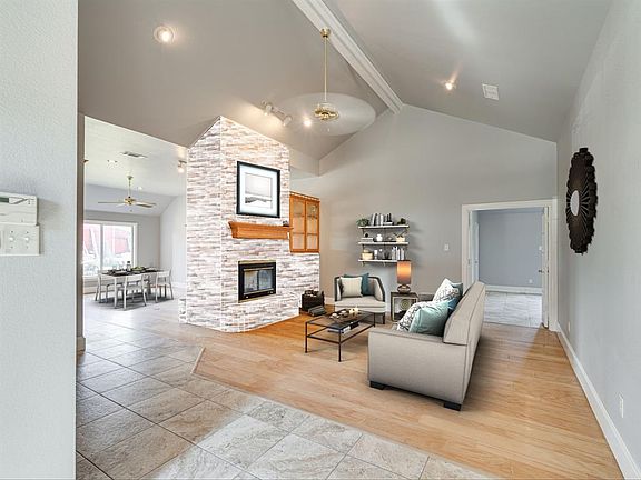 3rd image of 2251 Cottonwood Ct