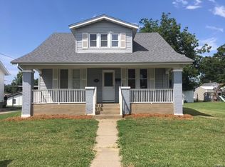 816 Grand Ave, Perryville, MO 63775