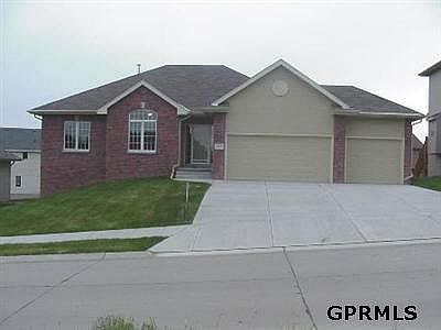 1st image of 213 N 202nd St