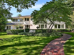 343 E 1st St, Hinsdale, IL 60521