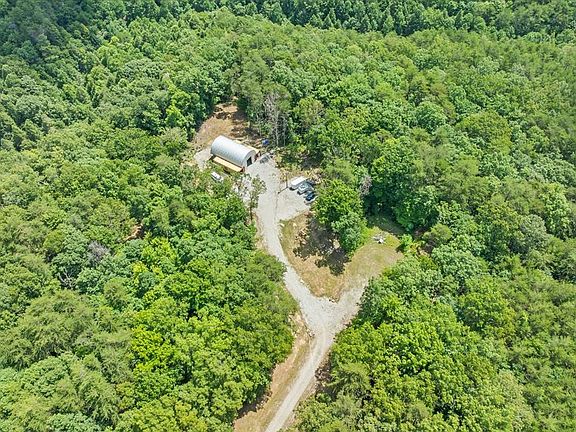 2nd image of 693 Stone Creek Trl