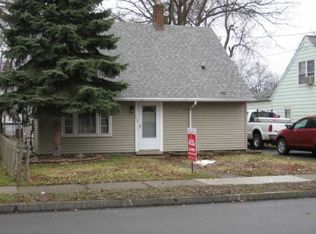 548 77th St, Niagara Falls, NY 14304