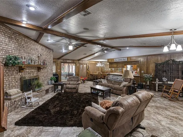 909 N Randall Ave, Elk City, OK 73644