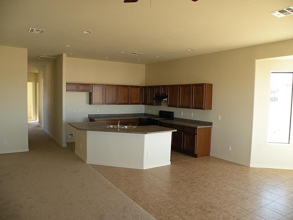 4th image of 2640 E Northern Drive