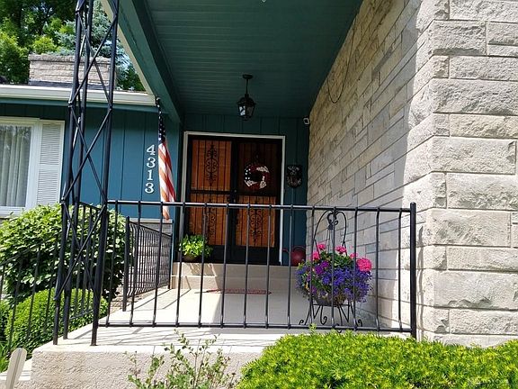 2nd image of 4313 Fisher Ave