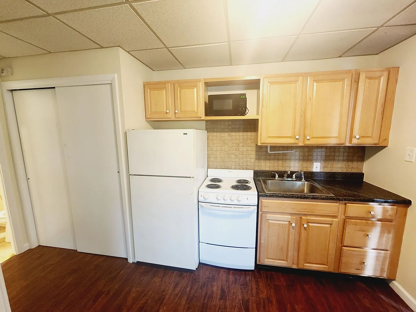 1328 Dreher Ave — Photo 4
