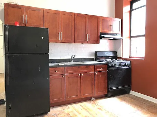 Rented by Lang Realty LLC | media 5