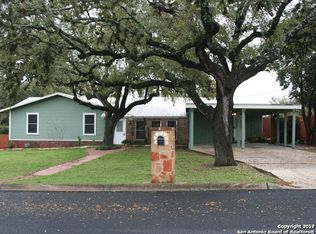 203 Oak Park Dr, Boerne, TX 78006