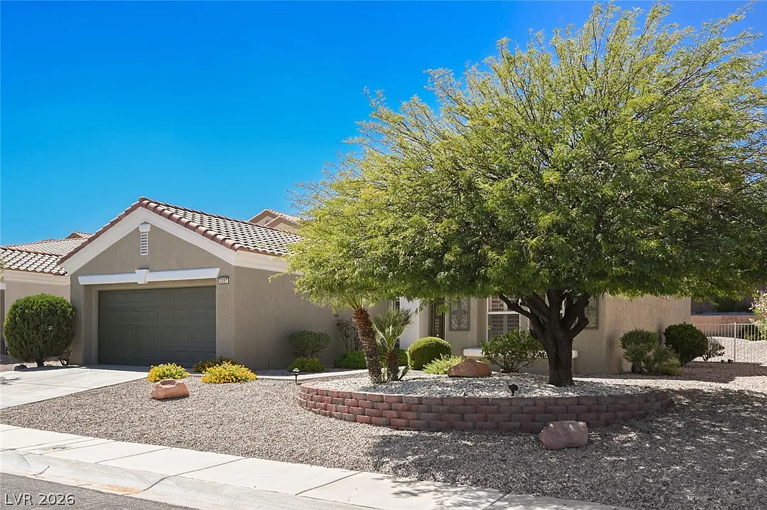 2 bed, 2.0 bath, 1520 sqft, $2,300 — Photo 3