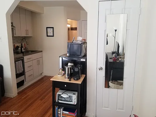 Rented by Point NYC | media 10