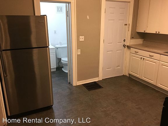 4th image of 664 Broadway Ave NW